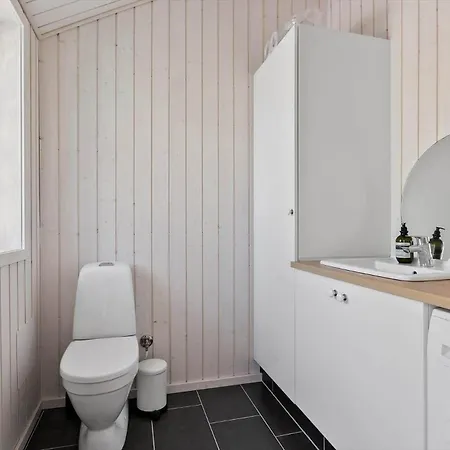 3011-stege-straektovet-18 بيت للعطل