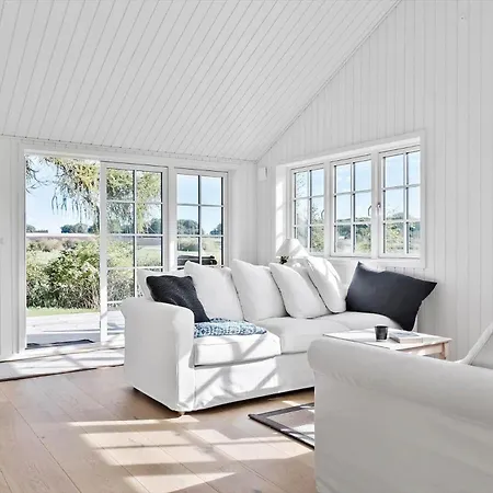 3011-stege-straektovet-18 بيت للعطل